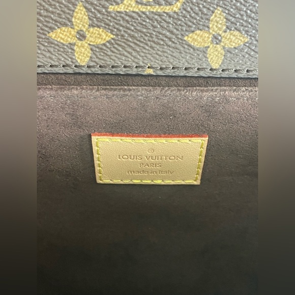 SOLD Pochette Métis LV with dust bag, - Picture 5 of 11